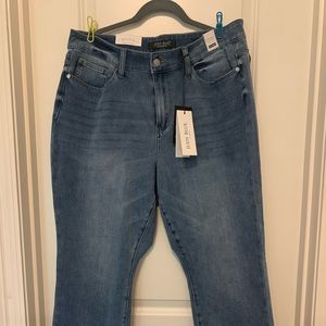 Judy Blue Boyfriend 16W